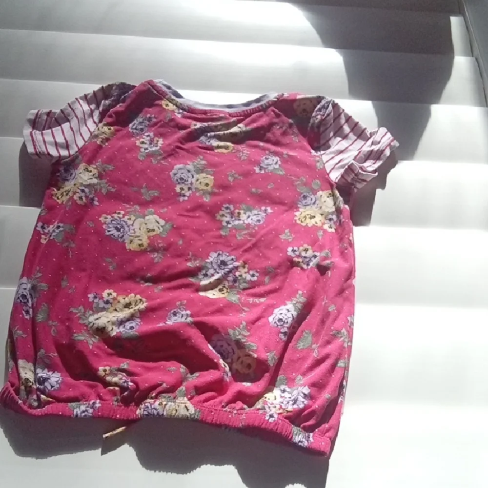 Girls four items Bundle With Tops, Dress and tulle Skirt - Picture 4 of 12